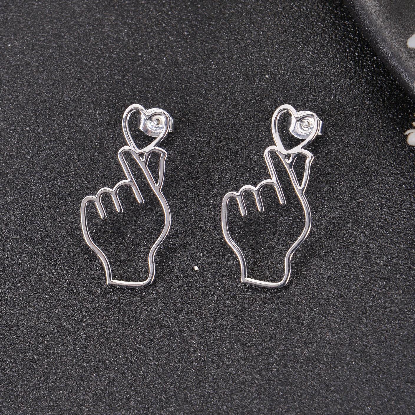 Heart Shaped Finger Earrings - Image 4