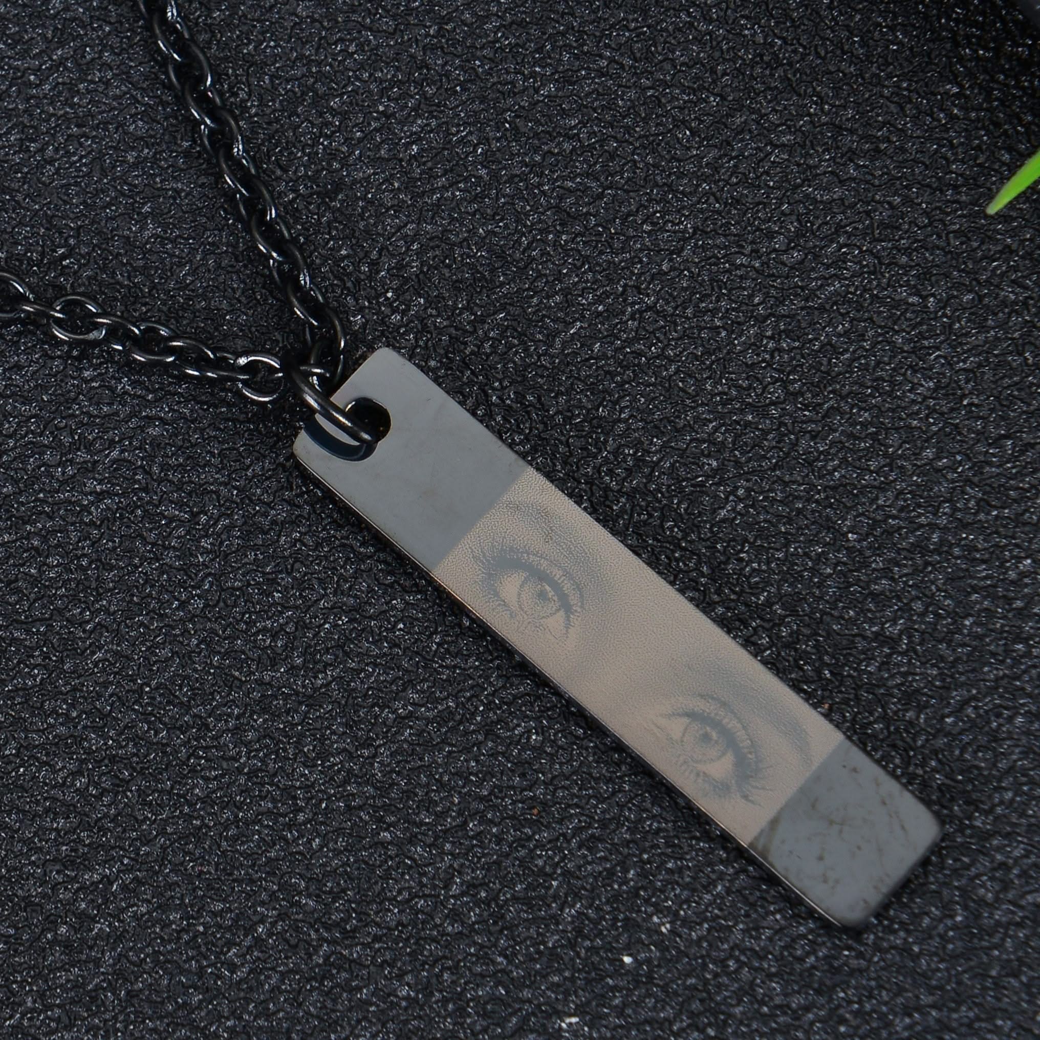 Personalized Eye Engraved Vertical Bar Necklace with Name - Image 4
