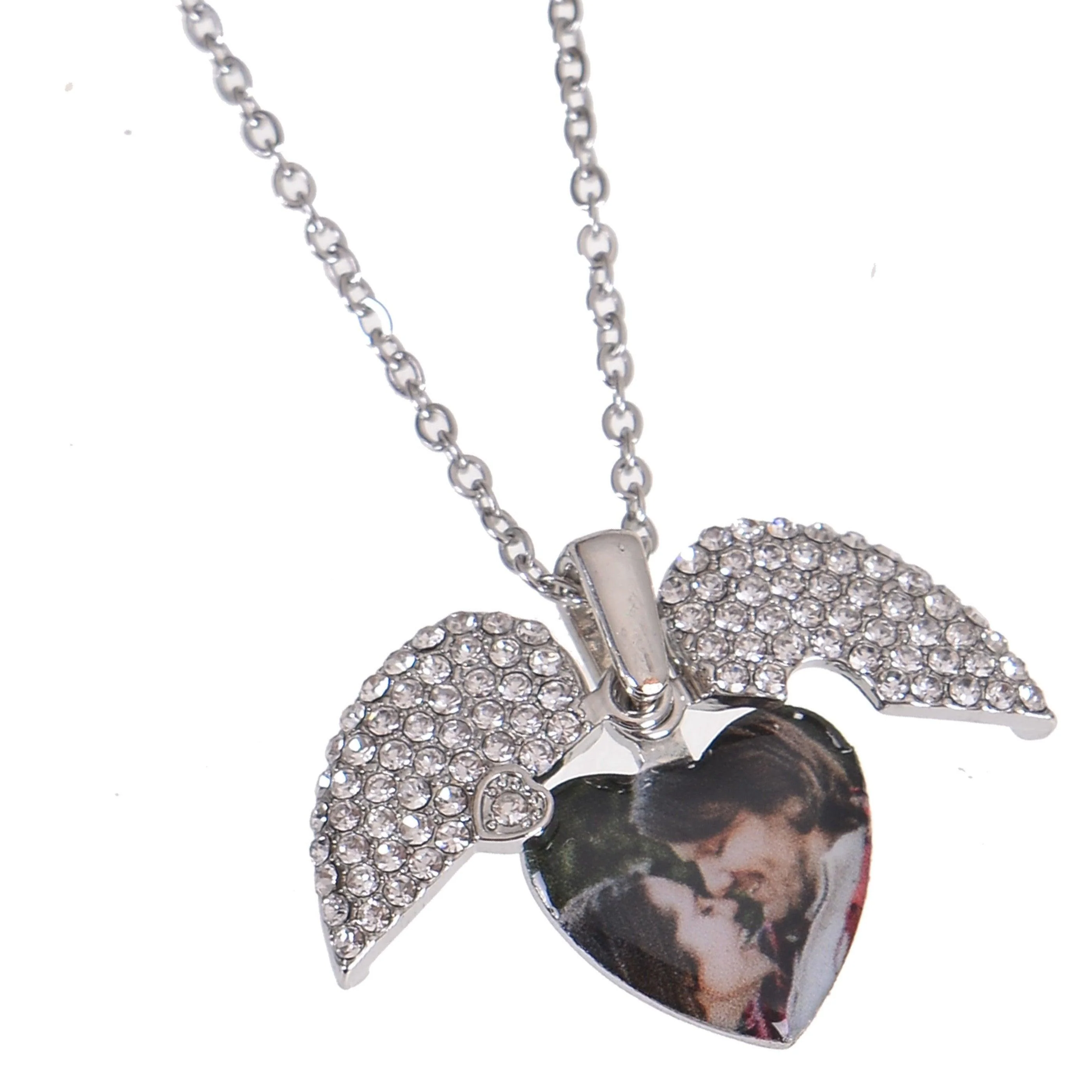 Diamond Studded Heart Openable Photo Necklace - Image 5