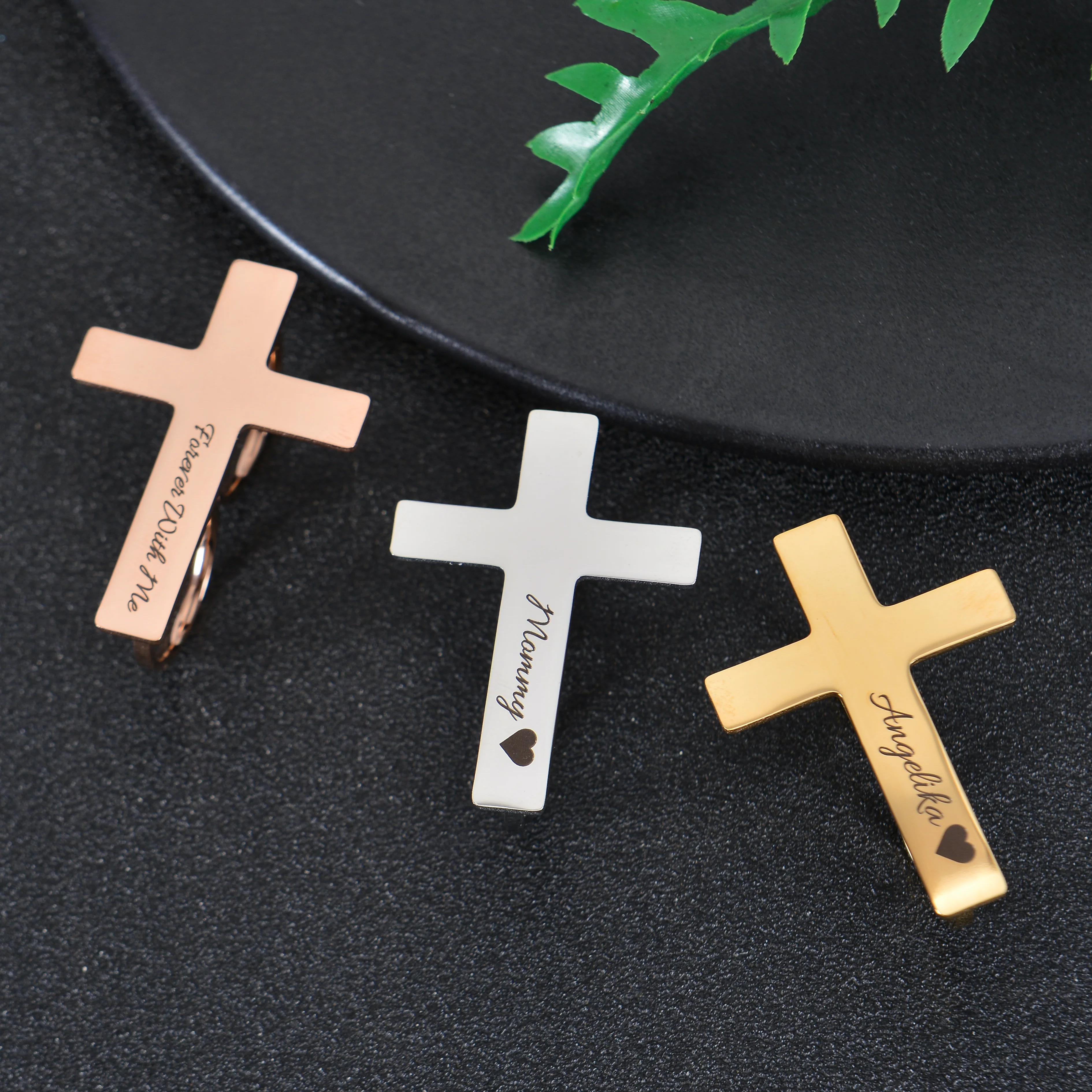 Personalized Name Two Finger Cross Ring - Image 8