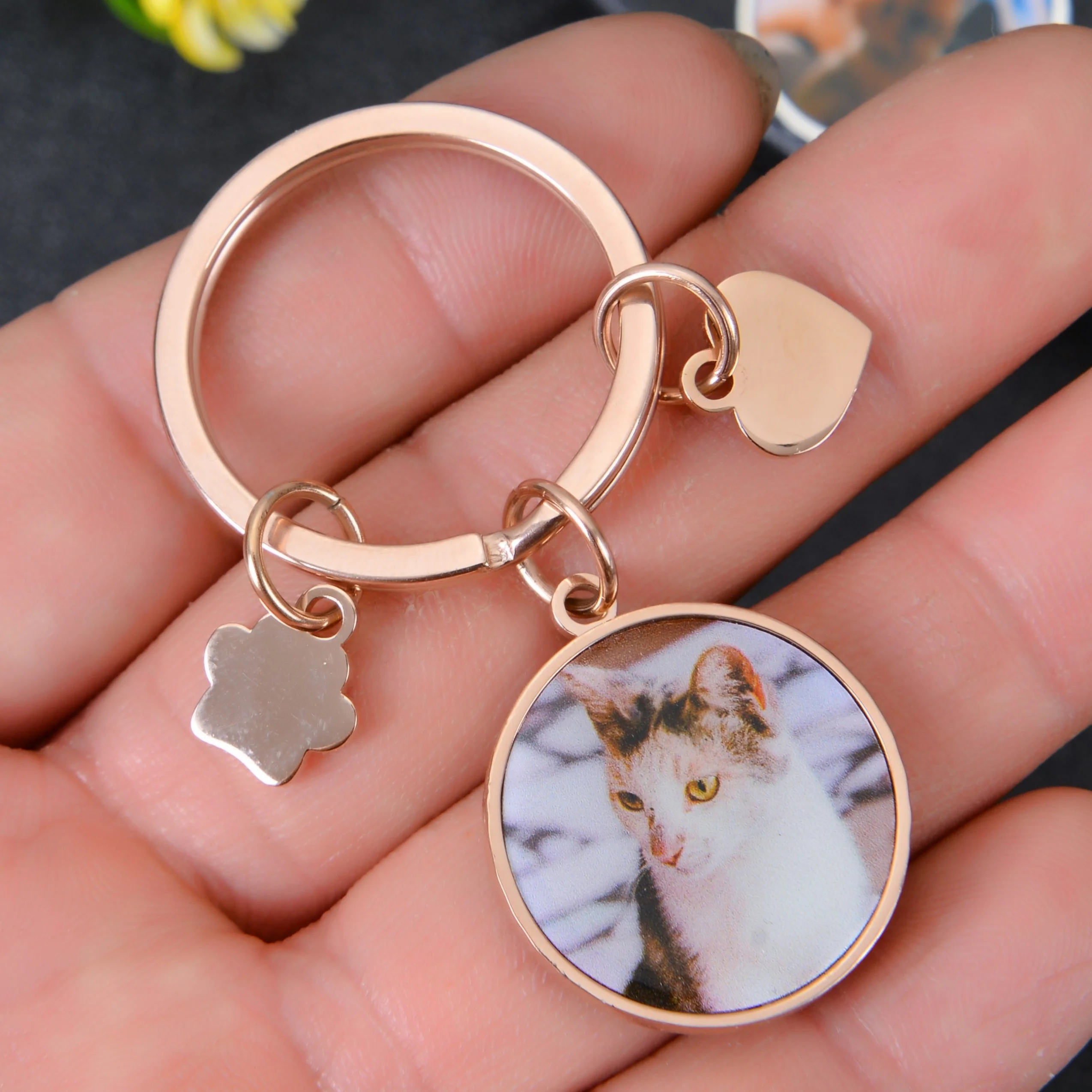 Personalized Round Pendant Colorful Pet Photo Keychain - Image 6
